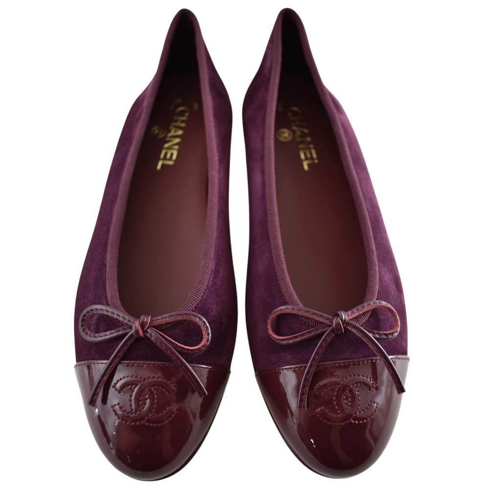 Chanel 26A Burgundy Red Purple Suede Patent CC Logo Ballet Ballerina Flat 37 - Picture 1 of 16
